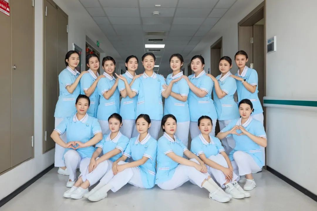 5d432fda975eea5e4e9b85085e04f103.jpg