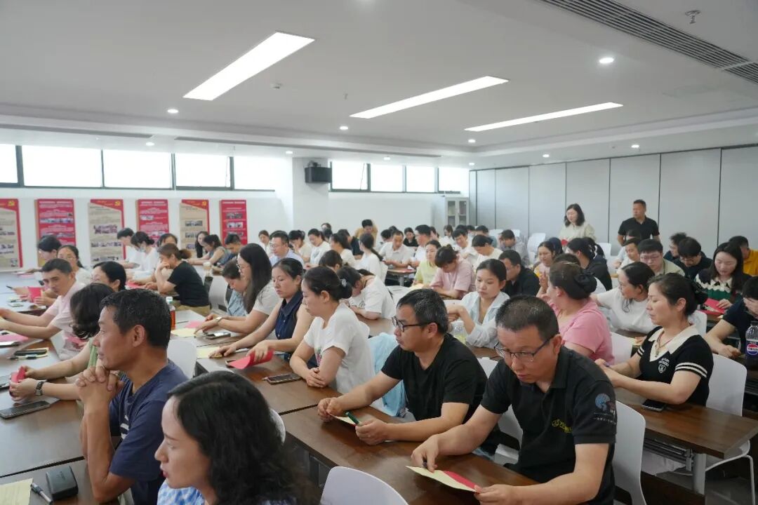 a4f42d44eec93af300cca793c711e63d.jpg